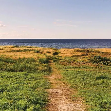 Holiday home Three-bedroom In Allingabro *