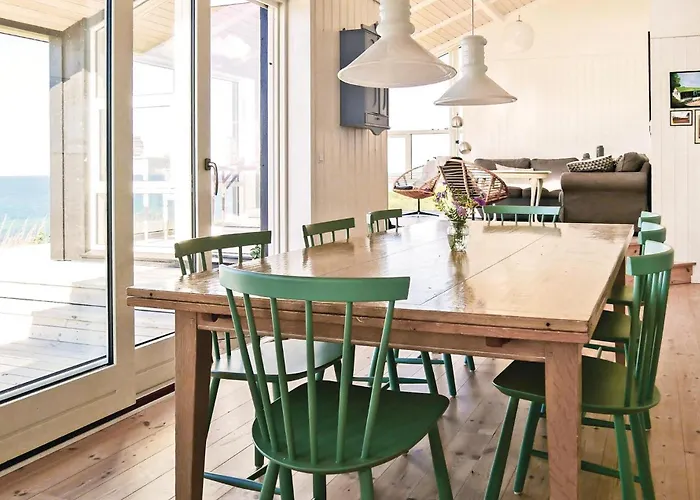 Feriehus Three-bedroom In Allingabro Allingåbro